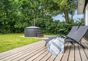 Awesome Home In Fårvang With Sauna