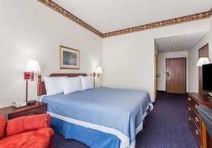 Days Inn by Wyndham Jesup