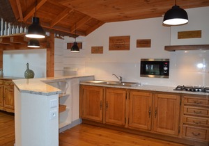GITE WITH COVERED AND HEATED POOL (3 STARS)