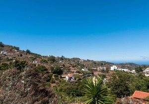 Holiday cottage with shared pool in Valleseco