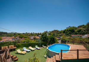 Holiday cottage with shared pool in Valleseco