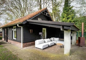 Holiday Home in Leende with Hot Tub & Garden