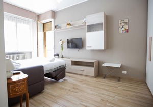 Lorenteggio Studio Apt