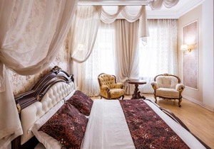 Romari Проспект Свободи 31