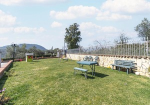 Tasteful holiday home in Priverno with garden