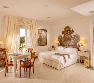 Arcom Palace 