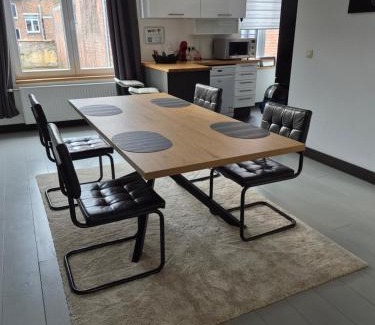 Leffe House | À deux PATENIER de Dinant