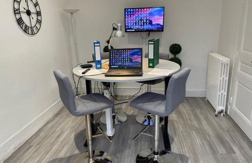 Villeboeuf - Fauriel - Vivaraize House | À la maison