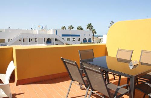 Islantilla Apartment | Ático dúplex 2 linea de playa en La Antilla