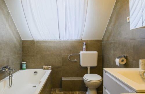 Edeleny Apartment | Édes Udvarház