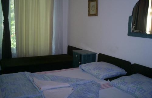 Szentes House | Éjjelibagoly Vendégház