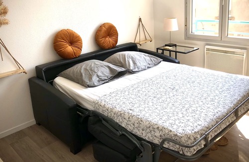 Fontaine Apartment | Élégant Studio Proche Tram, Parking Sécurisé