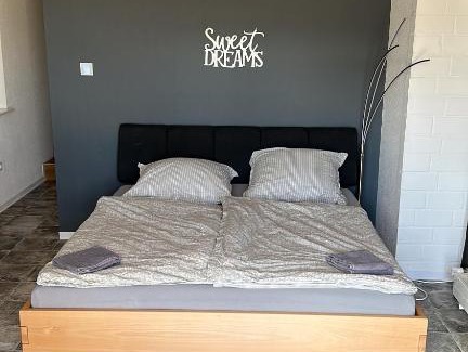 Hamdorf House | Übernachtungsmöglichkeit und Monteurzimmer