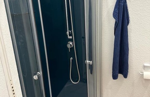 Hamdorf House | Übernachtungsmöglichkeit und Monteurzimmer