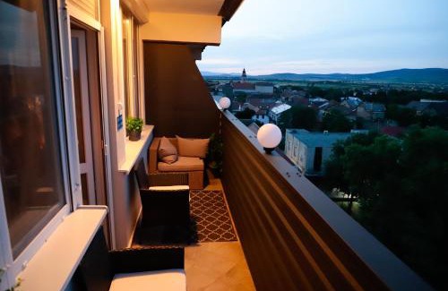 Satoraljaujhely Apartment | Üveghíd Apartman