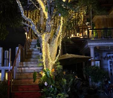 Phuong 10 Cabin | Đưa Nhau Đi Trốn