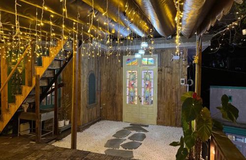 Phuong 10 Cabin | Đưa Nhau Đi Trốn
