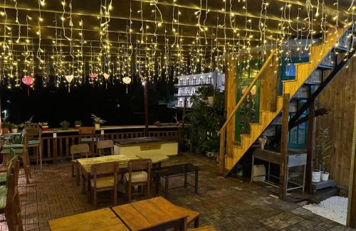 Phuong 10 Cabin | Đưa Nhau Đi Trốn