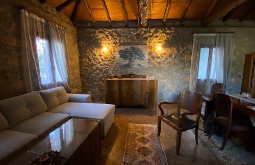 Palaia Epidavros House | Το Πατρικό - To Patriko Epidavros