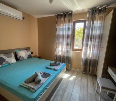 Vurshets House | Александровата Къща - Aleksandar Guest House with Garden and Pool