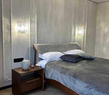 Khmelnitskiy Apartment | Апартаменти в центрі на Шевченка