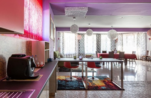 Pushkinsky District Apartment | Апартаменты Форт Колесник