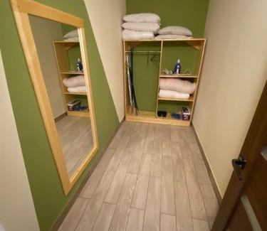 Kamenets-Podol'skiy Apartment | Апартаменты SUNSET