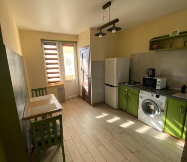 Kamenets-Podol'skiy Apartment | Апартаменты SUNSET