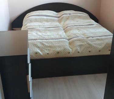 Saints Constantine and Helena Apartment | Апартамент Ален Мак