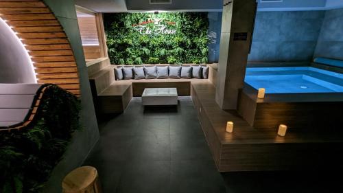 Velingrad Apartment | Апартамент с люлка и гледка в The House с Термална зона