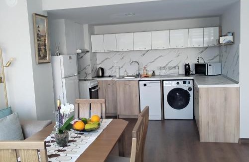 Gabrovo Apartment | Балкан Тауър 2 '5