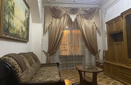 Lviv City Center Apartment | Велика затишна квартира в центрі міста