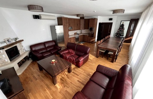 Varben Villa | Вилла за гости Graff