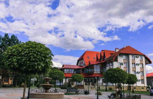 Vinnichki Hotel | Галицька Корона
