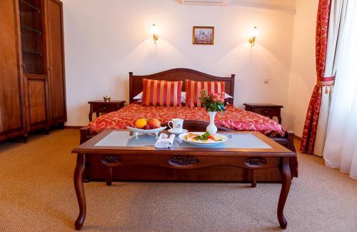 Vinnichki Hotel | Галицька Корона