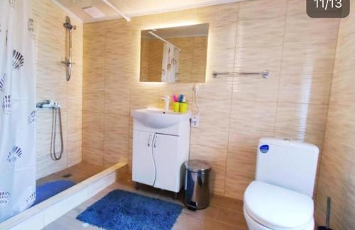 Karolino-Bugaz House | Гостевой дом золотые пески