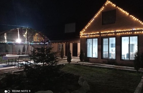 Kamennomostskiy House | Гостевой дом 1000 и 1ночь