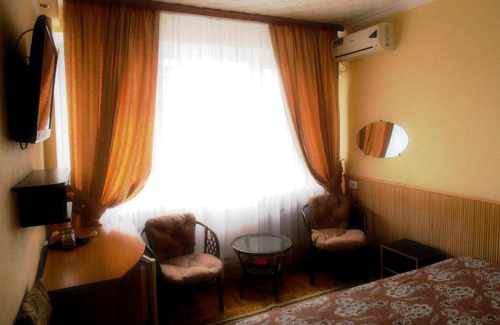 Yenakiyeve Hotel | Гостиница ЦЕНТРАЛЬНАЯ