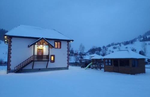 Plavya House | Гірська Домівка