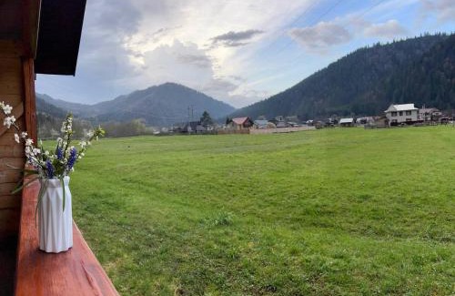 Roztoky Apartment | Гірська роса