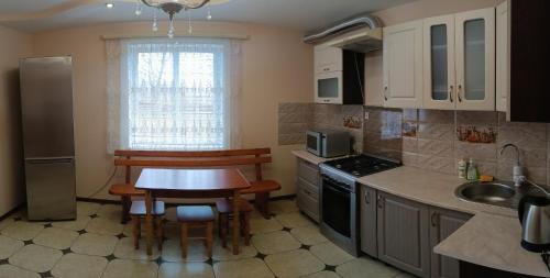 Roztoky Apartment | Гірська роса