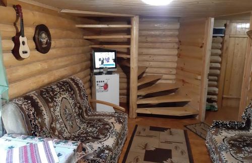 Oriv Apartment | Дерев'яний будинок з банею