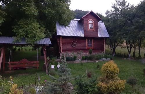 Oriv Apartment | Дерев'яний будинок з банею