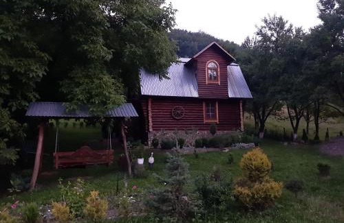 Oriv Apartment | Дерев'яний будинок з банею