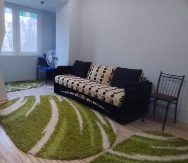 Uzhhorod Apartment | Дизайнерська квартира у центрі міста