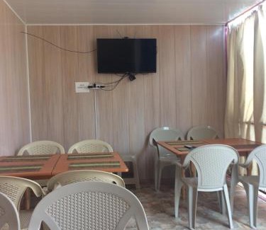 Karolino-Bugaz Hotel | Дом семейного отдыха