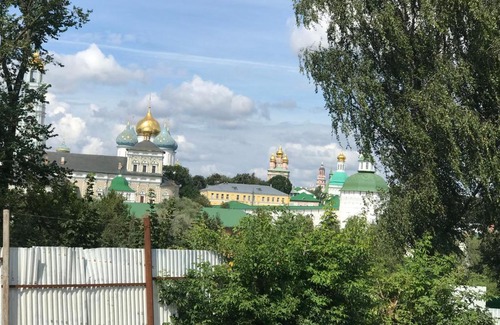 Sergiyev Posad Apartment | Дом с видом на Лавру