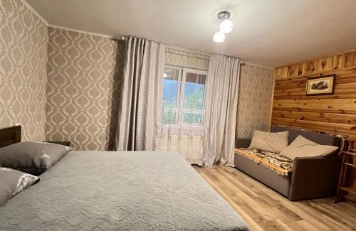 Slavske House | Захід сонця