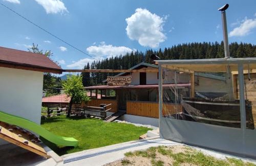 Stoykite Apartment | Калиновата къща