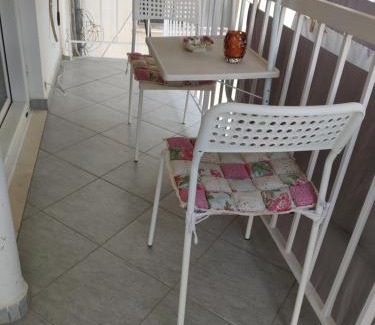 Loutraki Apartment | Квартира в центре города-курорта рядом с пляжем